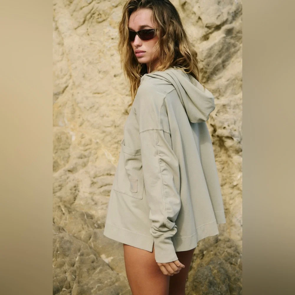 NWOT Free People Hot Shot Hooded Layer